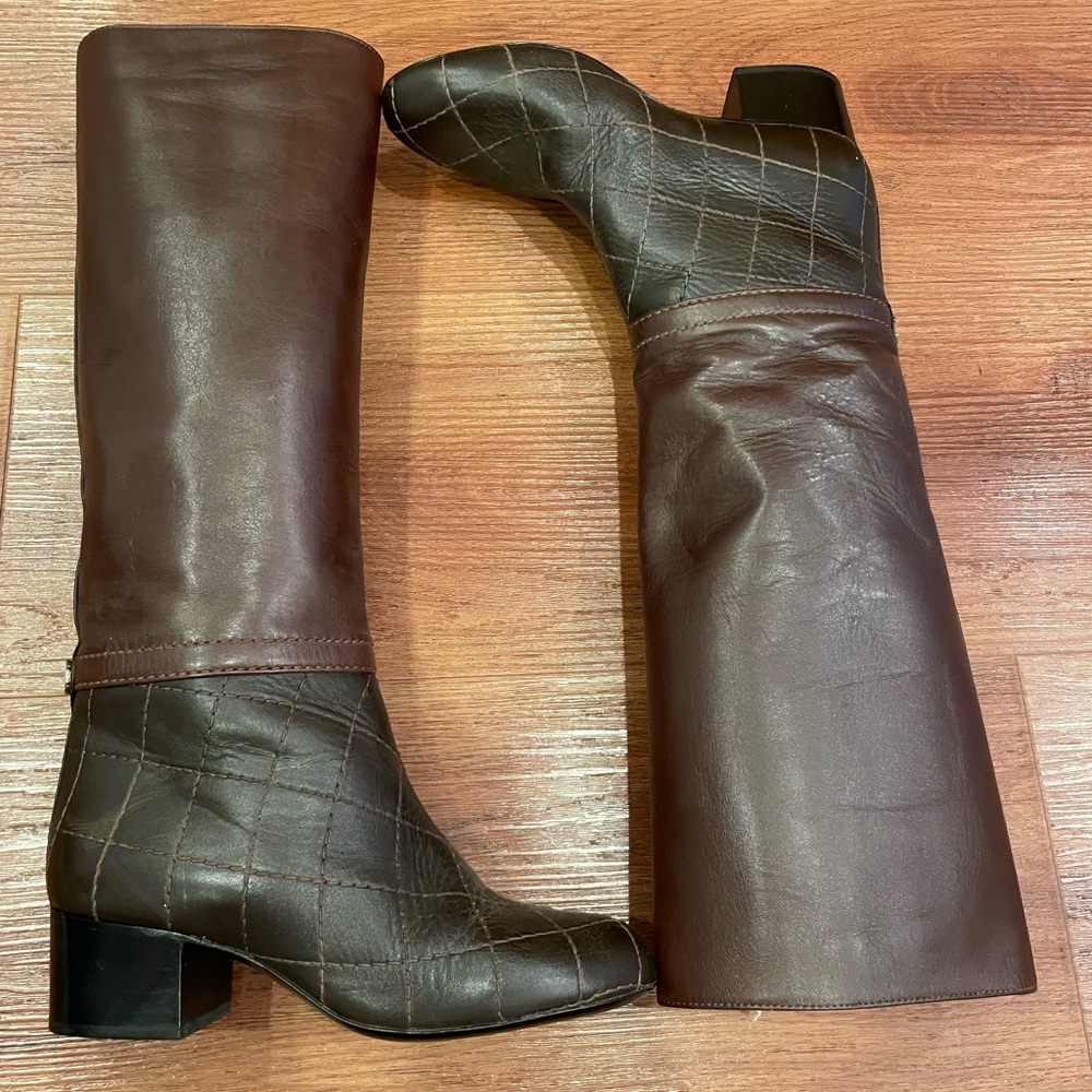 ❌SOLD❌ CHANEL Brown Boots - Picture 1 of 16